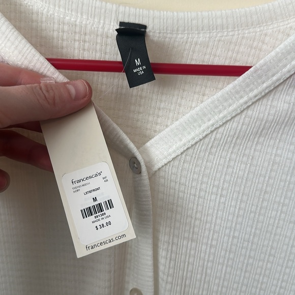 Francesca’s Relaxed Long Sleeve White Top - Picture 2 of 5